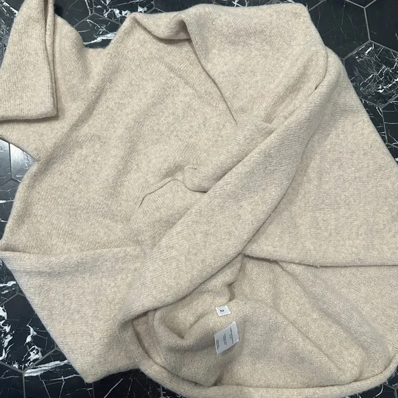 Lauren Manoogian Ecru Alpaca Turtleneck Sweater - Picture 7 of 9